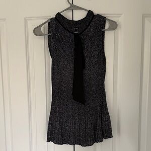 DKNY Black and White Textured Tie-Front Top